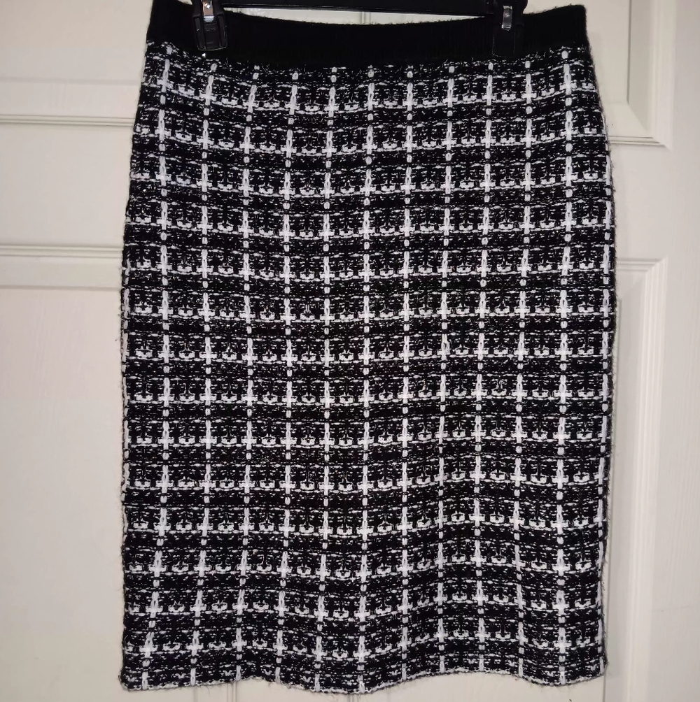 Karl Lagerfeld Elegant Black and White Tweed Skirt Wms Sz S